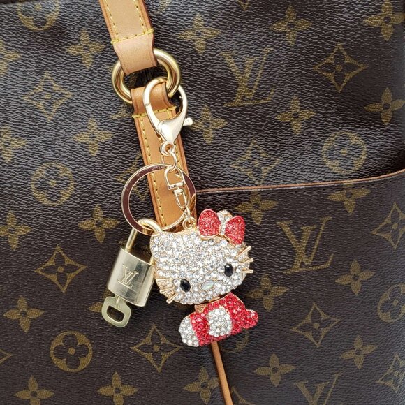 Authentic Louis Vuitton Lock & Key with unbranded Bagcharm, Keycharm, Keychain - Picture 1 of 7